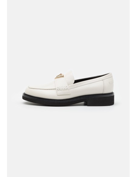 Mocassino crema donna GUESS FLPSHALEA14